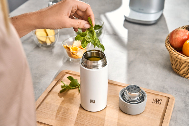 Mugs & Infuser Bottles